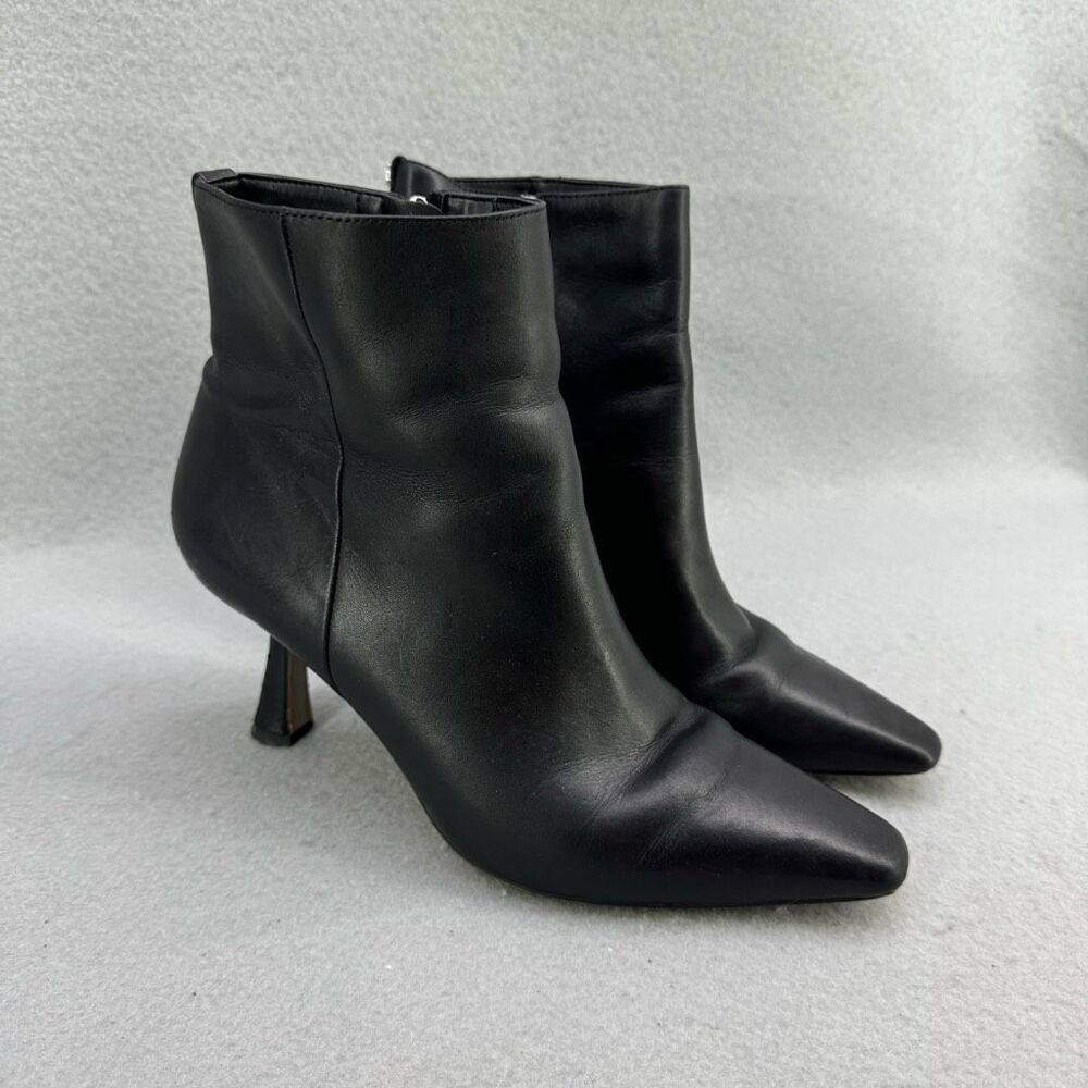 Elegant Black Ankle Boots